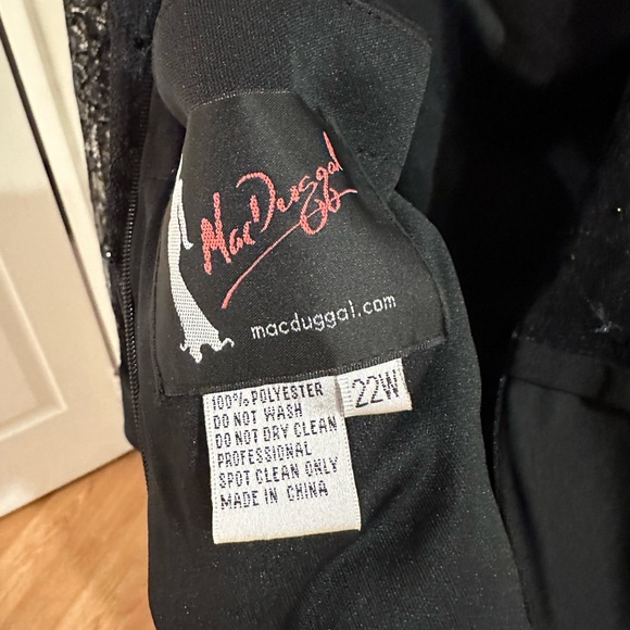 Mac Duggal Long Sleeve Lace Illusion Gown Maxi Dress 67143F Black Size 22W - Picture 5 of 8